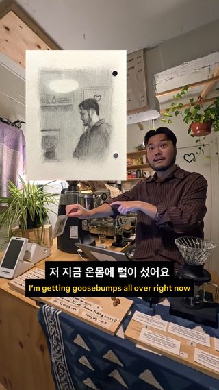 Draw strangers challenge
하트가 넘치는 사랑님 아니 사장님

The message
————————————
Always sunny

#artreel #pencildrawing #drawingfromlife #seoul